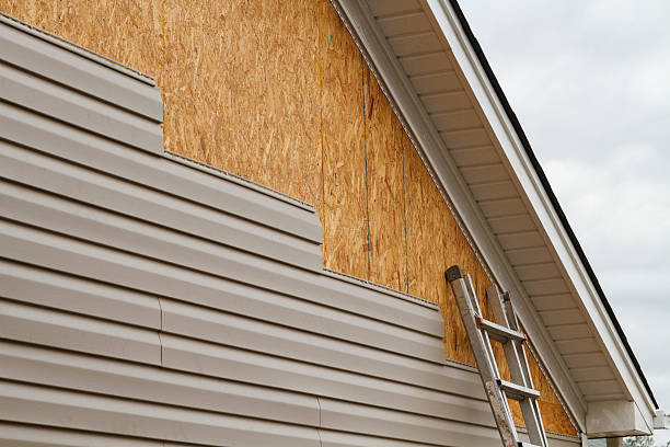 Trusted Siding Contractor service in Lincoln, IL - Squared Siding